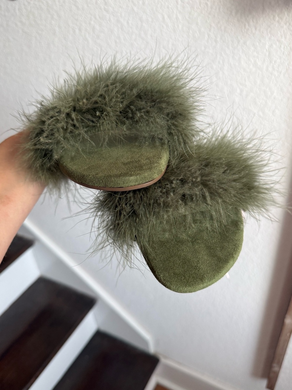 Amélie Home Green Feather House Slipper Slides NWT Sz: 9 - Picture 3 of 10